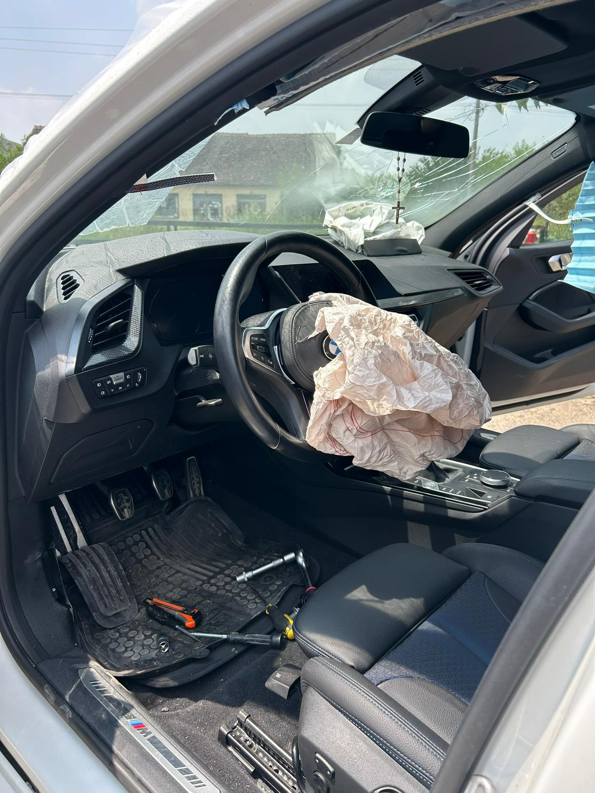 BMW 1 118i 2019 - reparacija 1